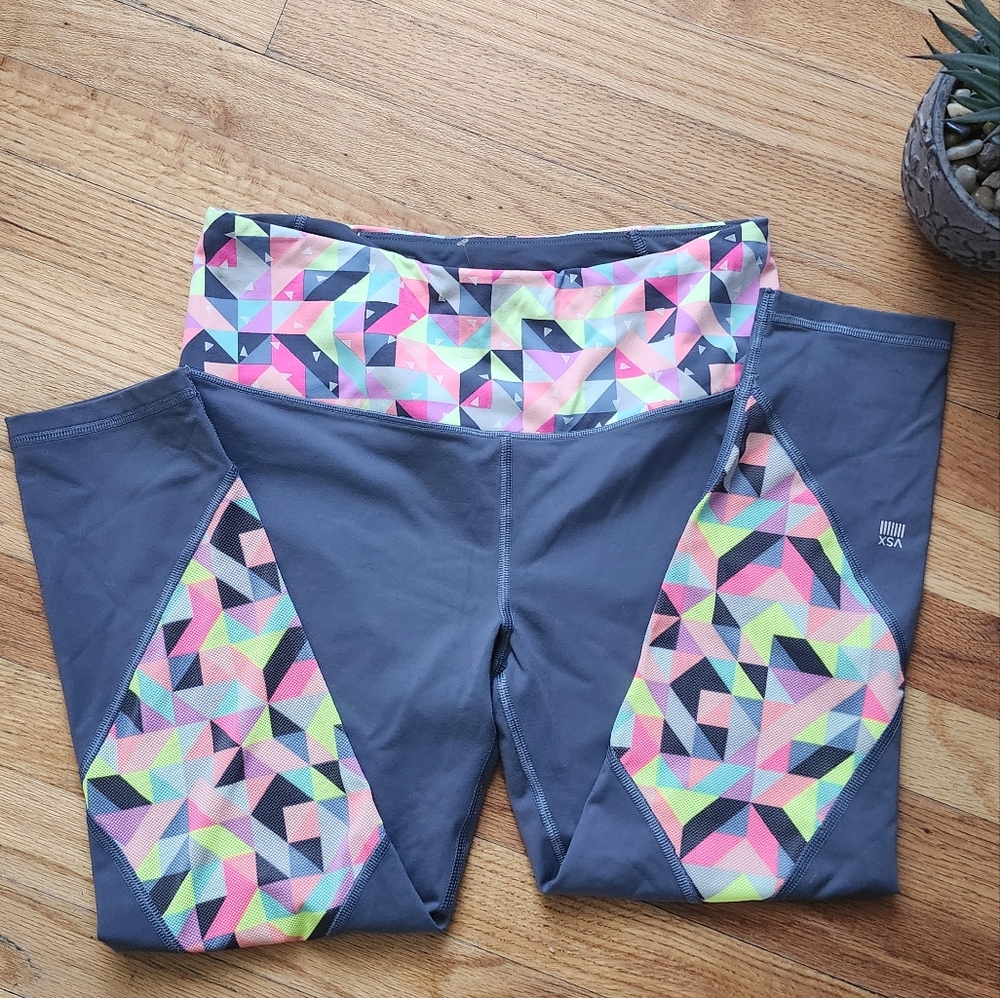 VSX Sport Victoria’s Secret Womens Capri Leggings